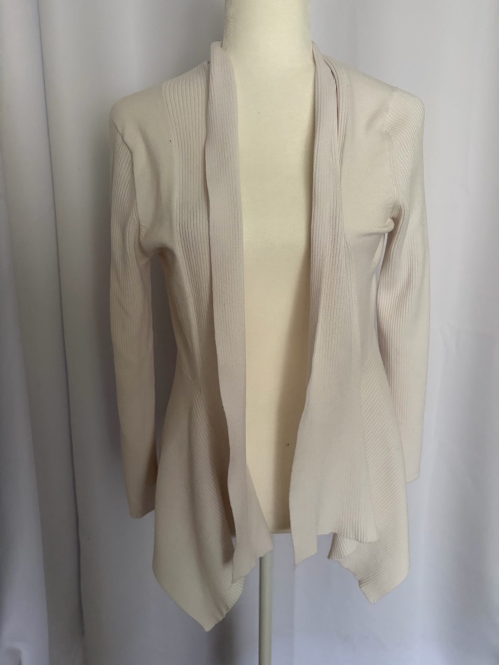 Verve Ami white Ribbed Open Cardigan